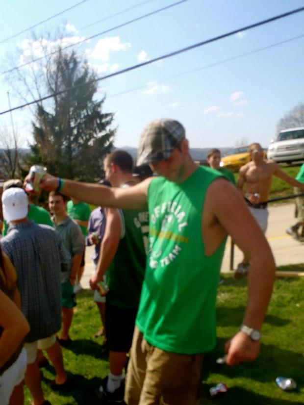 564332_2905585803513_690197930_n